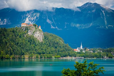 Bledsjøen, Slovenia. av Unbekannt Unbekannt
